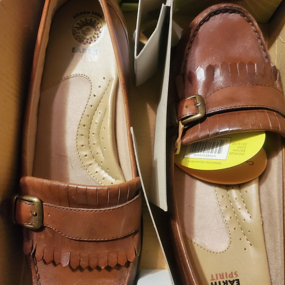 Earth Spirit Women’s Brown Leather Kiltie Loafers